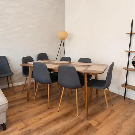Raha - Moderne 3 Zimmerwohnung - Direkt Am Domplatz - Balkon - Vollausstattung